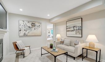 3820 WINTERSET Dr, Annandale, VA 22003