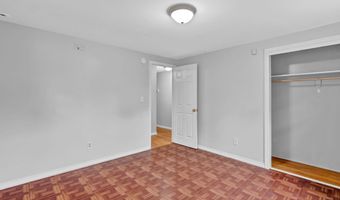 18 Nolan Dr, Bloomfield, CT 06002