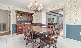 9141 Woodbine St, Baton Rouge, LA 70815