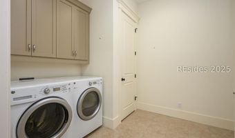 8 Crossbow Rd, Bluffton, SC 29910