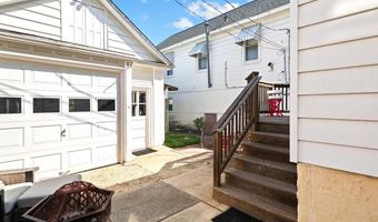 203 ALBANY Ave, Barrington, NJ 08007
