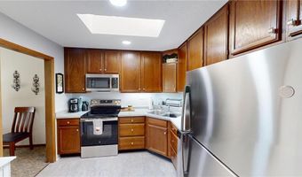 909 Luther Pl 117, Albert Lea, MN 56007