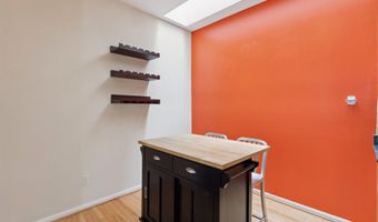 1843 MINTWOOD Pl NW 203, Washington, DC 20009