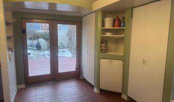 124 Hamilton St, Albany, NY 12207