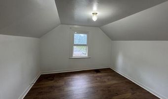 17 Grove Ave, Albany, NY 12208