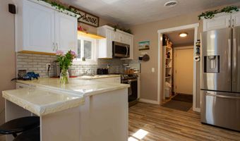 814 2nd St, Asotin, WA 99402