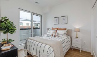 2310 4TH St NE 22, Washington, DC 20002