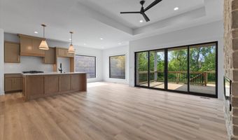 1112 2nd St NE, Altoona, IA 50009