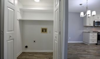 717 Chancery Ln, Aberdeen, NC 28315