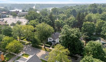 521 Trowbridge St, Allegan, MI 49010