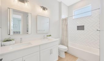 615 R MIRABAY Blvd, Apollo Beach, FL 33572