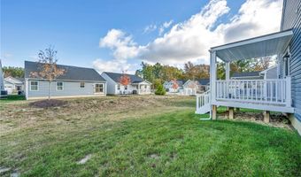 172 Eagle Cir, Amherst, OH 44001