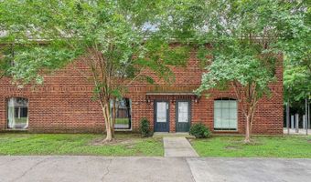 1502 Harwich Dr, Baton Rouge, LA 70820