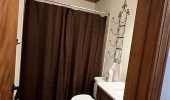 806 SE Avenue 8 Ave, Atkins, AR 72823