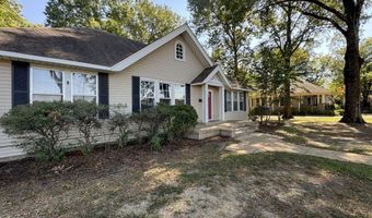 103 Lomax St, Batesville, MS 38606