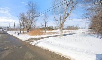 1425 Hammond St, Bangor, ME 04401