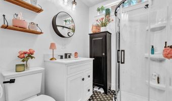 143 Maple St, Bangor, ME 04401