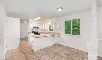7008 Wannamaker Ln, Charlotte, NC 28226