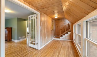 907 1st Dr NW, Austin, MN 55912