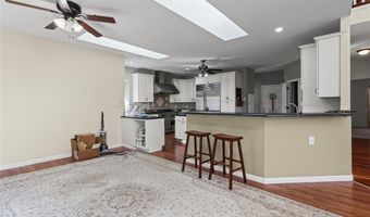 410 Gillham Ct, Ballwin, MO 63021