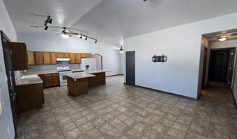 986 W Coffee Dr, Benson, AZ 85602