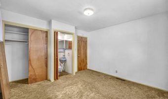 221 S Iris St, Carson City, NV 89703