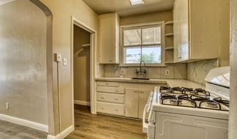 427 N 8th St, Banning, CA 92220