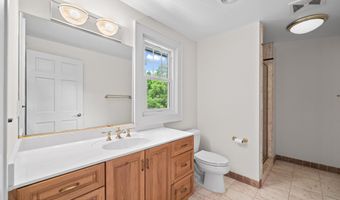 340 Orchard Hills Dr, Ann Arbor, MI 48104