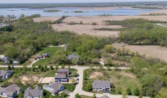 40729 N North Newport Dr, Antioch, IL 60002