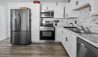 14 Georgetown Blvd, Barnegat, NJ 08005