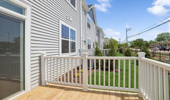 329 Masters Dr, Addison, IL 60101