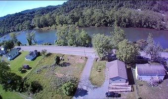 127 Calhoun St, Alderson, WV 24910