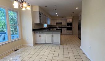 3502 HOLLY Rd, Annandale, VA 22003