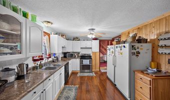 11393 Cookeville Boat Dock Rd, Baxter, TN 38544