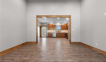 304 N Mulberry St, Adrian, MO 64720