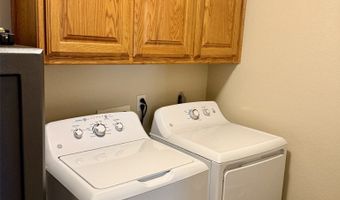 606 S Hubbard St, Alvord, TX 76225