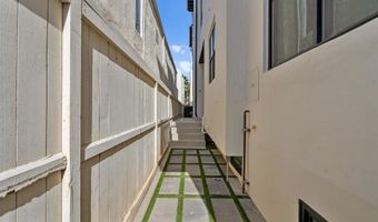 812 N Cleveland St 3, Oceanside, CA 92054