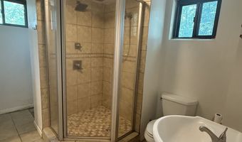 6 Riverview Dr, Athens, OH 45701