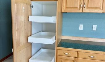 2733 Campus Ln, Albert Lea, MN 56007