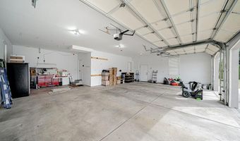 5930 E Pheasant Dr, Ammon, ID 83401