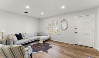 405 Thompson St, Ashland, VA 23005