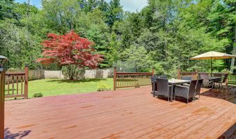 103 Malory Ct, Blakeslee, PA 18610