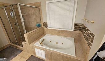 6116 Braidwood Ln NW, Acworth, GA 30101