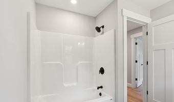 57 Priscilla Ln, Acton, ME 04001