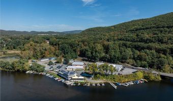 28 Spring Tree Rd, Brattleboro, VT 05301