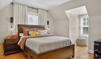 1732 Jackson Ave, Ann Arbor, MI 48103