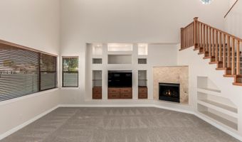 652 W ASTER Ct, Chandler, AZ 85248