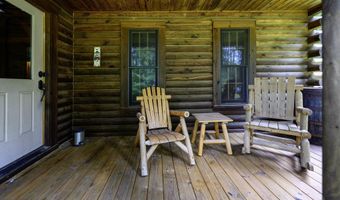 740 Log Cabin Rd, Arapahoe, NC 28510