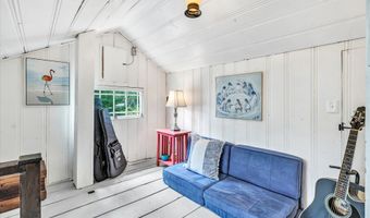 137 Rockwell Rd, Bethel, CT 06801