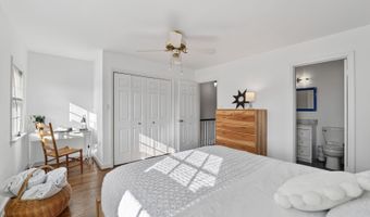 203 PRINCESS St, Alexandria, VA 22314